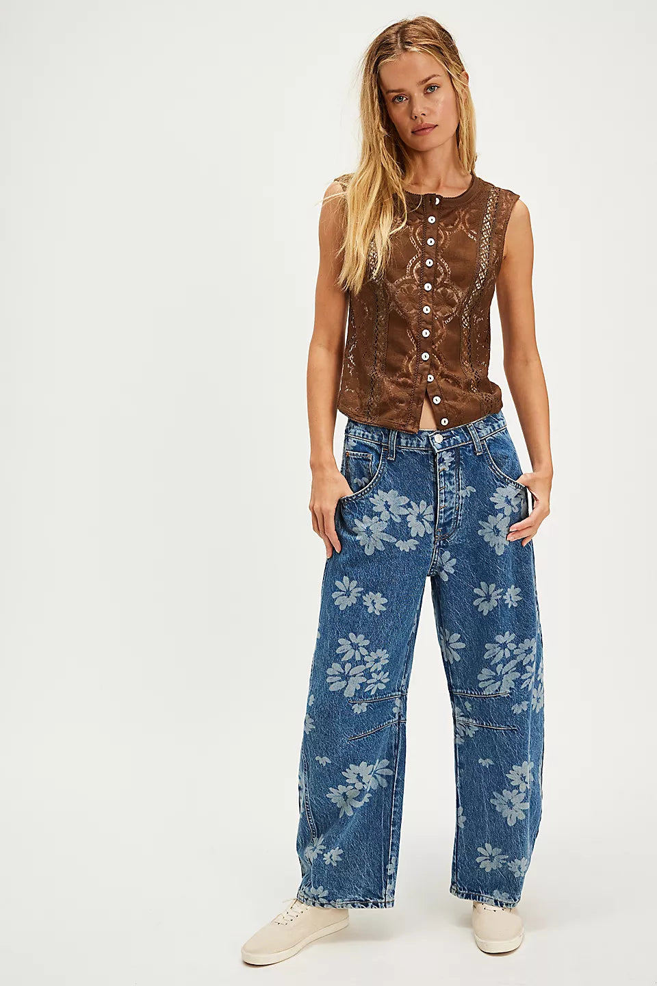 Good Luck Printed Barrel Jeans - Laser Daisy