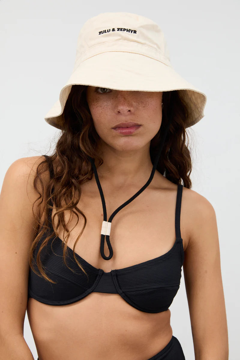 ZZ LOGO BUCKET HAT - COCONUT