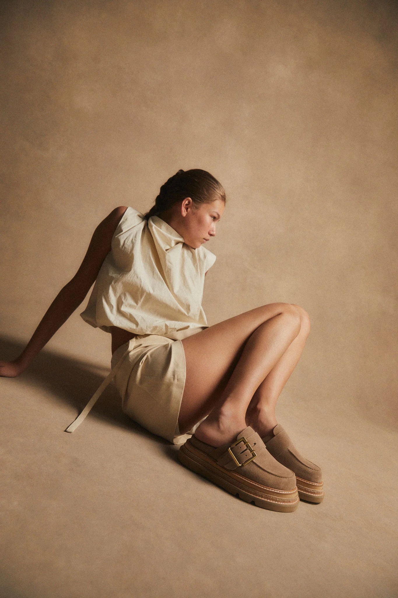 Vella - Natural Suede