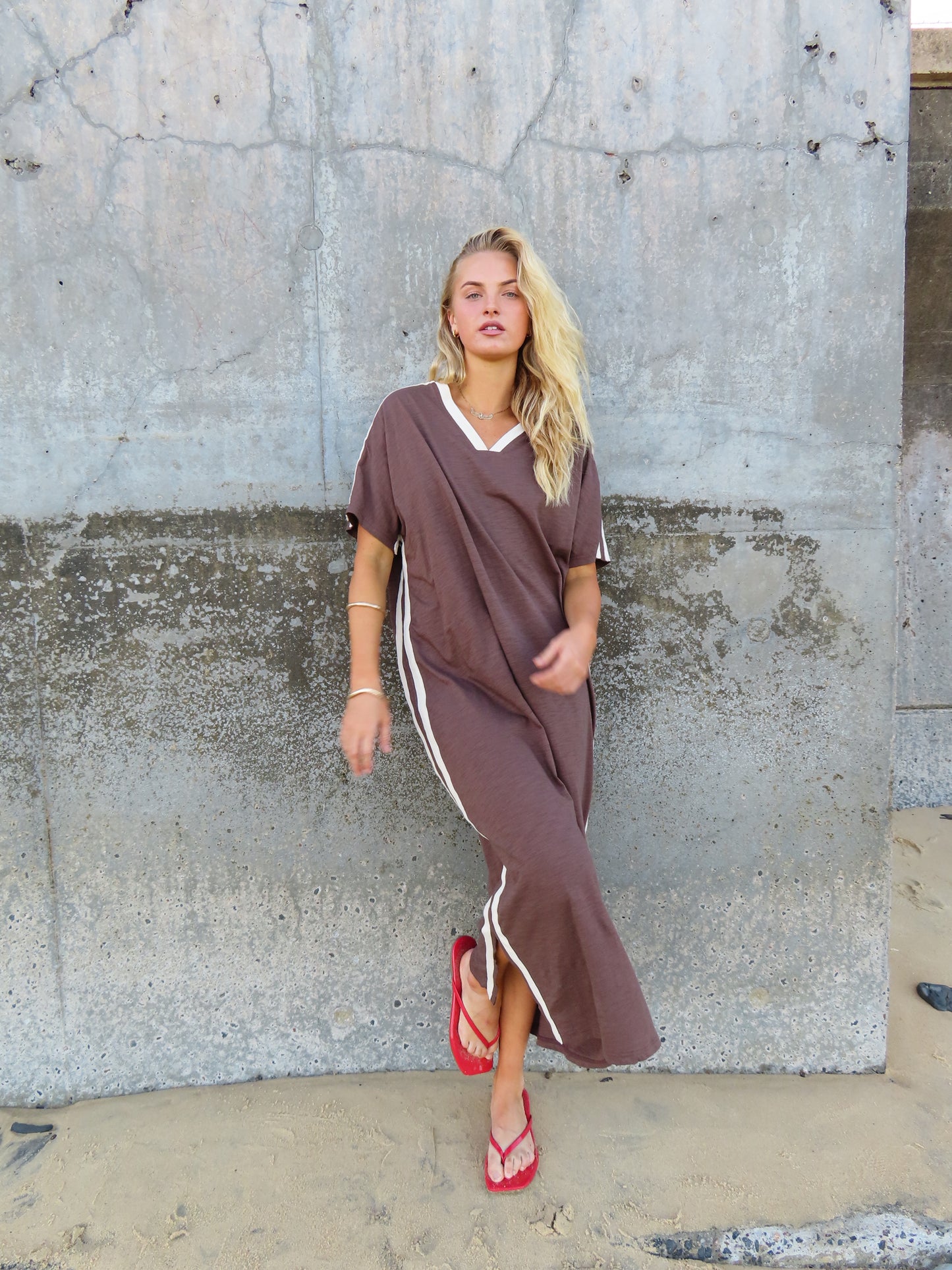 STUDIO T-SHIRT STRIPE EVERYDAY DRESS - CHOCOLATE