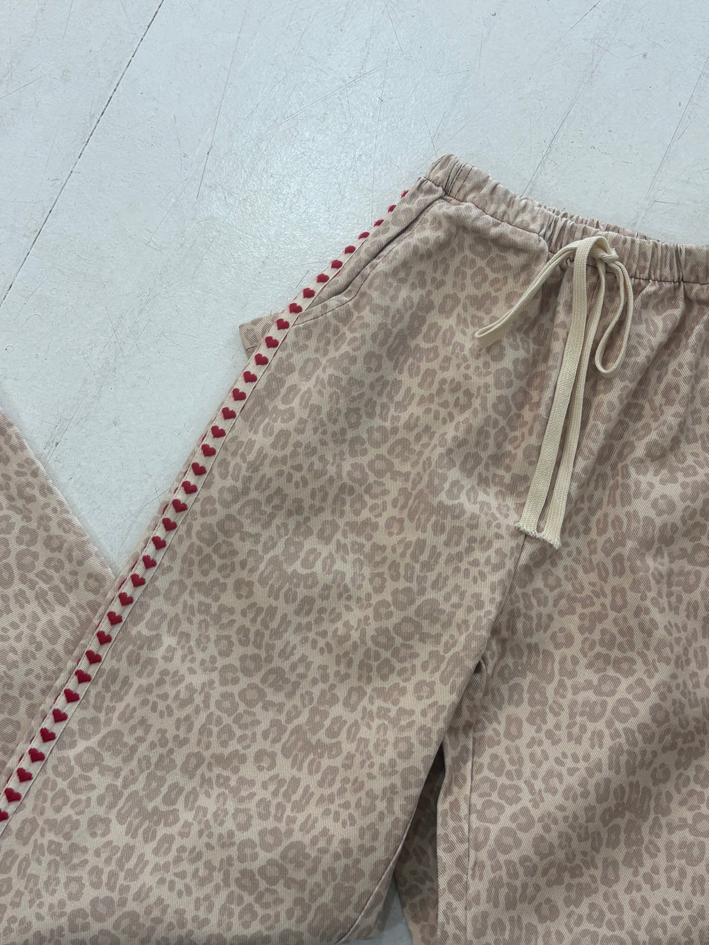 By Frankie Cream Leopard Heart Stripe Pant | Wide Leg